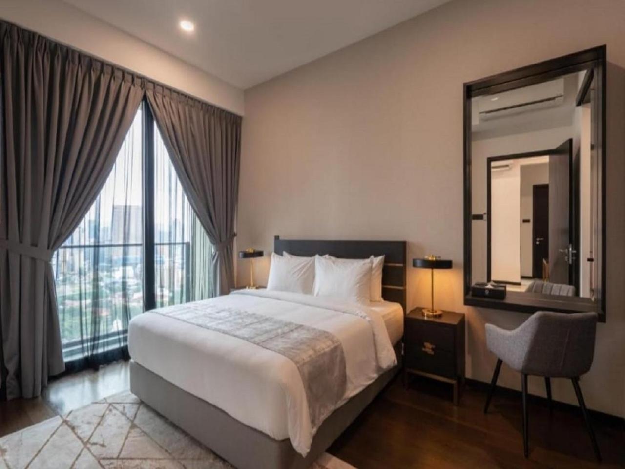 Fair Suites At Opus