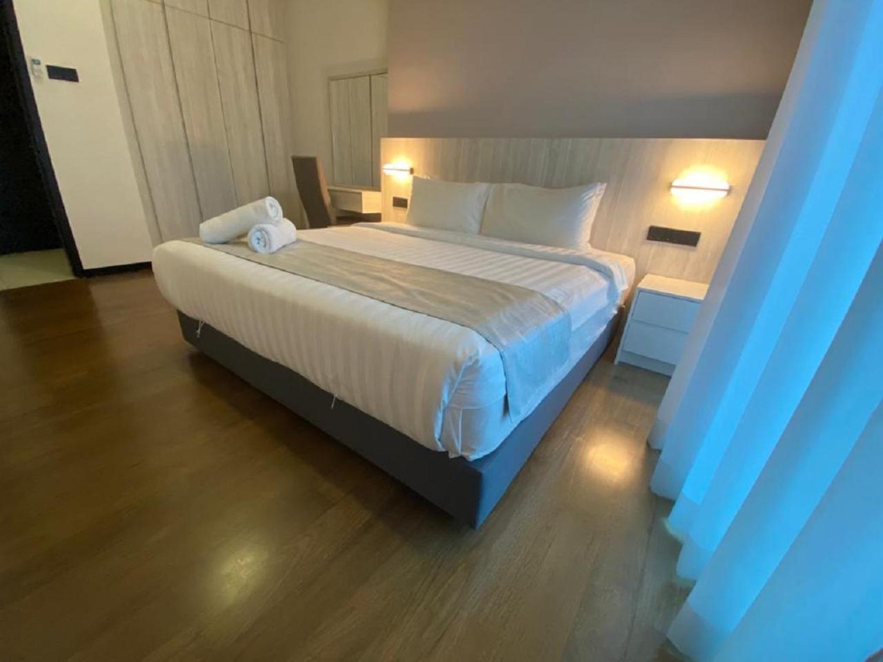 Fair Suites At Opus *